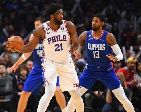 竞技宝JJB-76人新泽西搬迁搁浅 费城无视民愤豪掷13亿强留