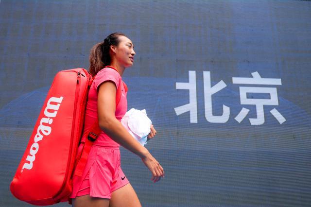 竞技宝官网-开启备战模式，郑钦文钻石球场完成中网首练