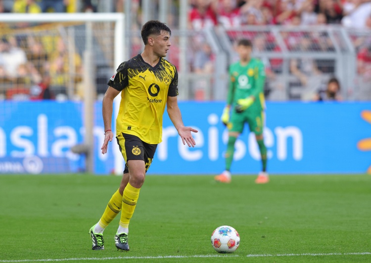 竞技宝-回归！官方：切尔西激活合同条款，从多特提前召回中卫安塞尔米诺